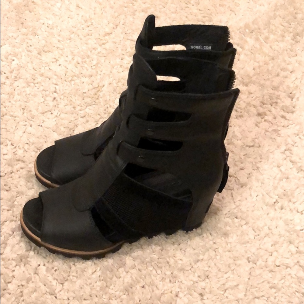 Sorel wedge sandal